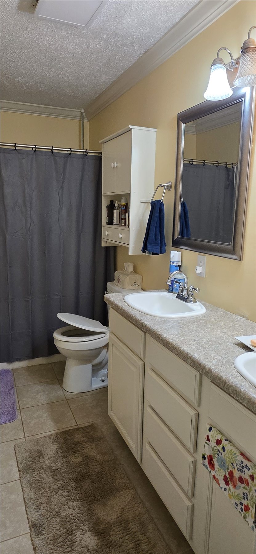 Main bathroom